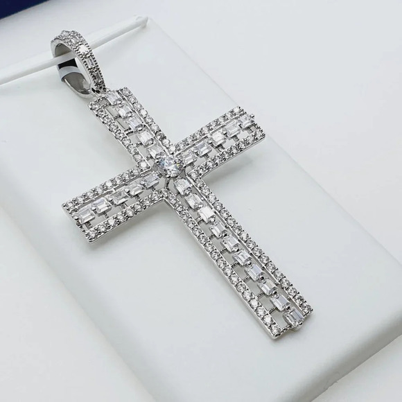 "925 Sterling Silver Plated CZ Pendant, EVBRS485 - Picture 2 of 9